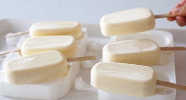 My friend told me this method for making ice cream! Only 2 ingredients! incredibly easy 